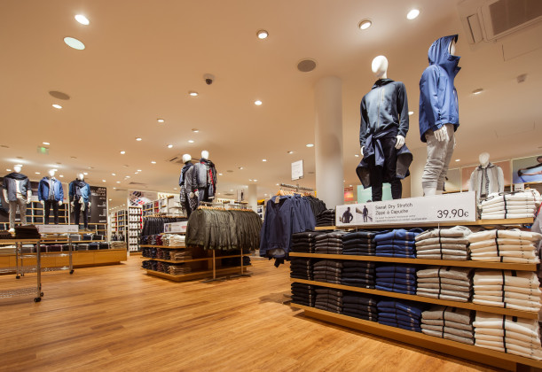 UNIQLO Rue de la Porte Dijeaux, Bordeaux - SPI