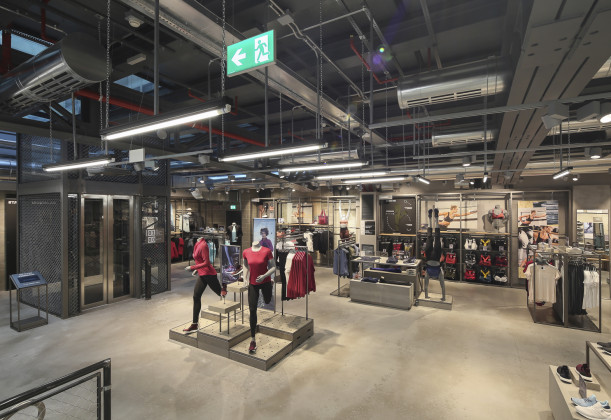 Adidas Brand Center, Corso Vittorio Emanuele, 24 - Milano - Italy - Spi-it